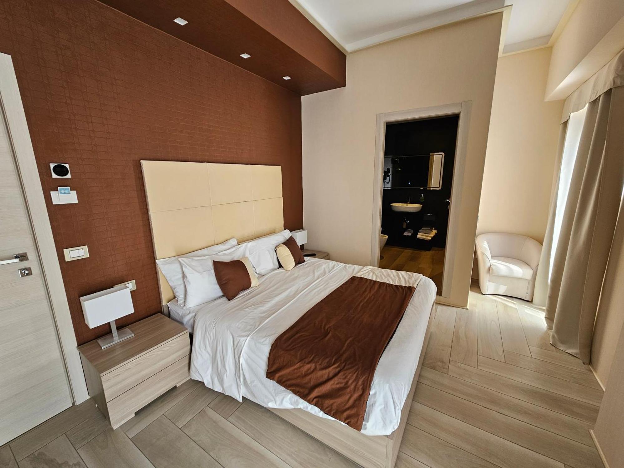 Astoria Boutique Suites Lecce Exterior photo